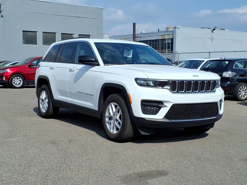 2024 Jeep Grand Cherokee Laredo X 4x4