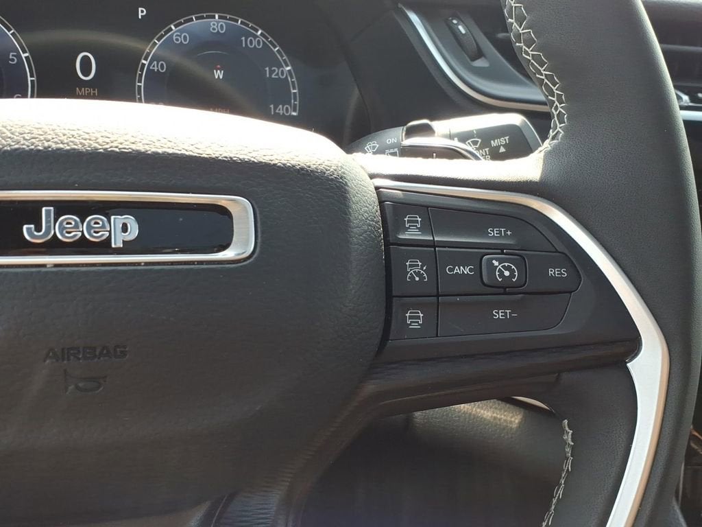 2024 Jeep Grand Cherokee Laredo X 4x4