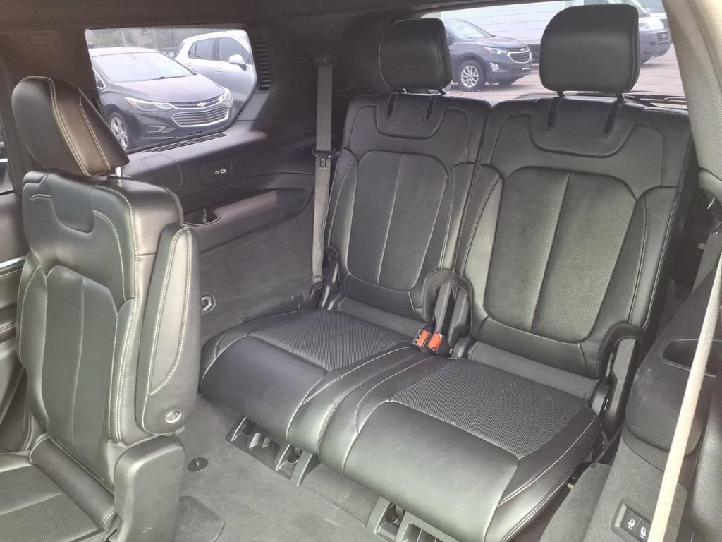 2023 Jeep Grand Cherokee L Overland 4x4