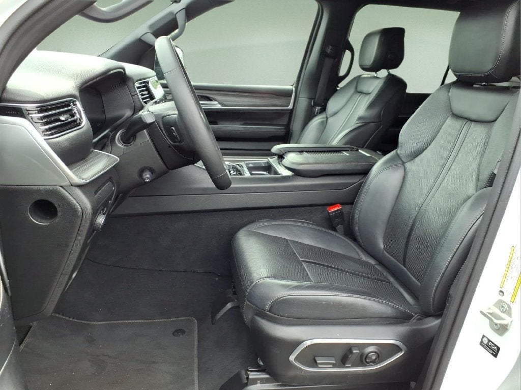 2024 Jeep Wagoneer L Series II