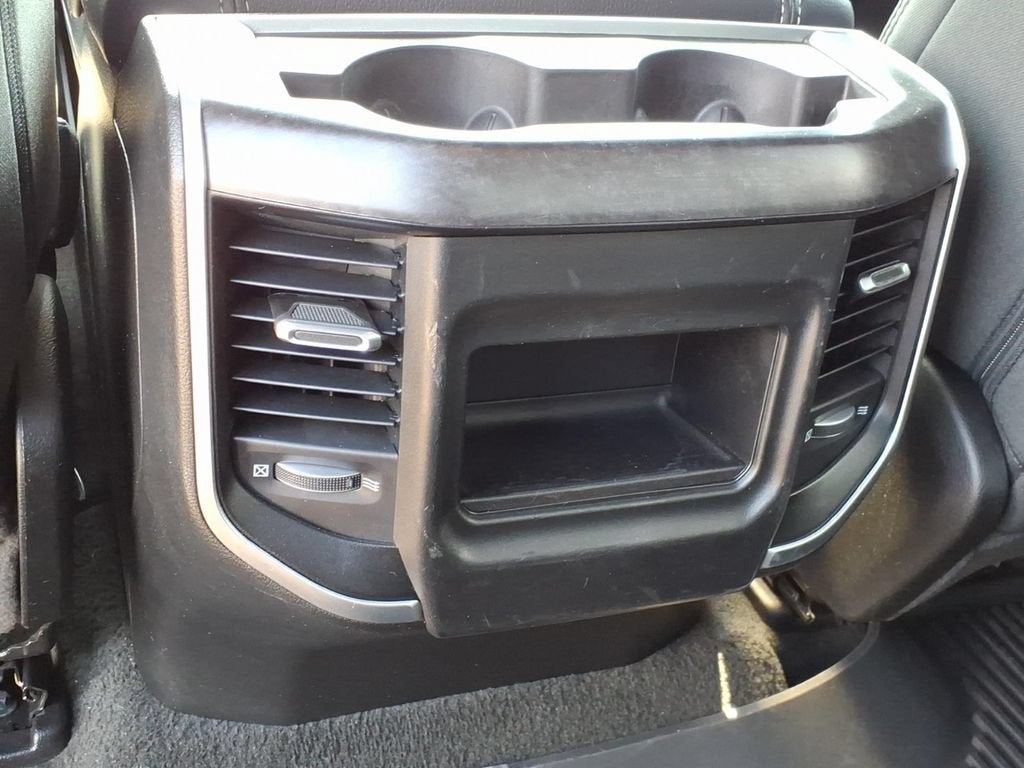 2023 RAM 1500 Big Horn Crew Cab 4x4 5'7" Box