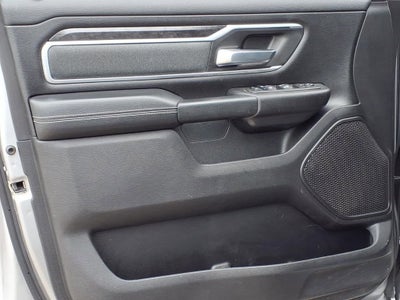 2022 RAM 1500 Big Horn Crew Cab 4x4 5'7" Box