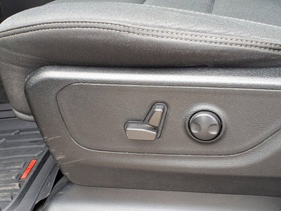 2022 RAM 1500 Big Horn Crew Cab 4x4 5'7" Box