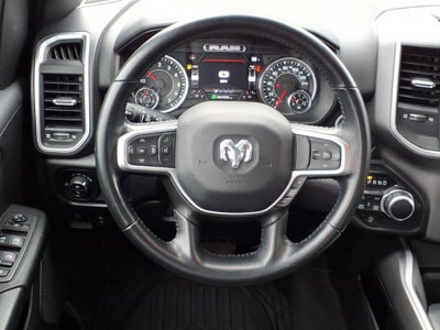 2022 RAM 1500 Big Horn Crew Cab 4x4 5'7" Box