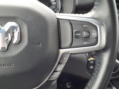 2022 RAM 1500 Big Horn Crew Cab 4x4 5'7" Box