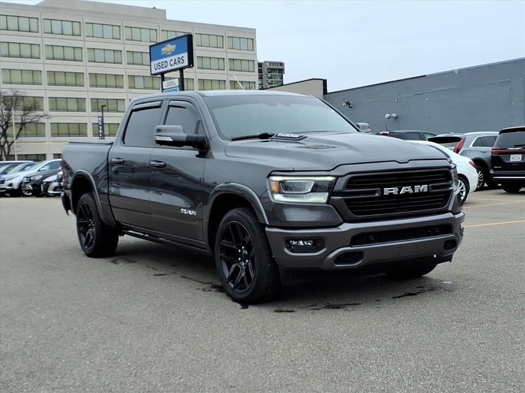 2022 RAM 1500 Laramie Crew Cab 4x4 5'7" Box