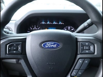 2022 Ford E-Series Cutaway Base