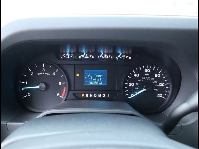 2022 Ford E-Series Cutaway Base