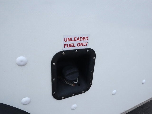 2022 Ford E-Series Cutaway Base