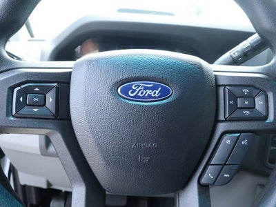 2022 Ford E-Series Cutaway Base