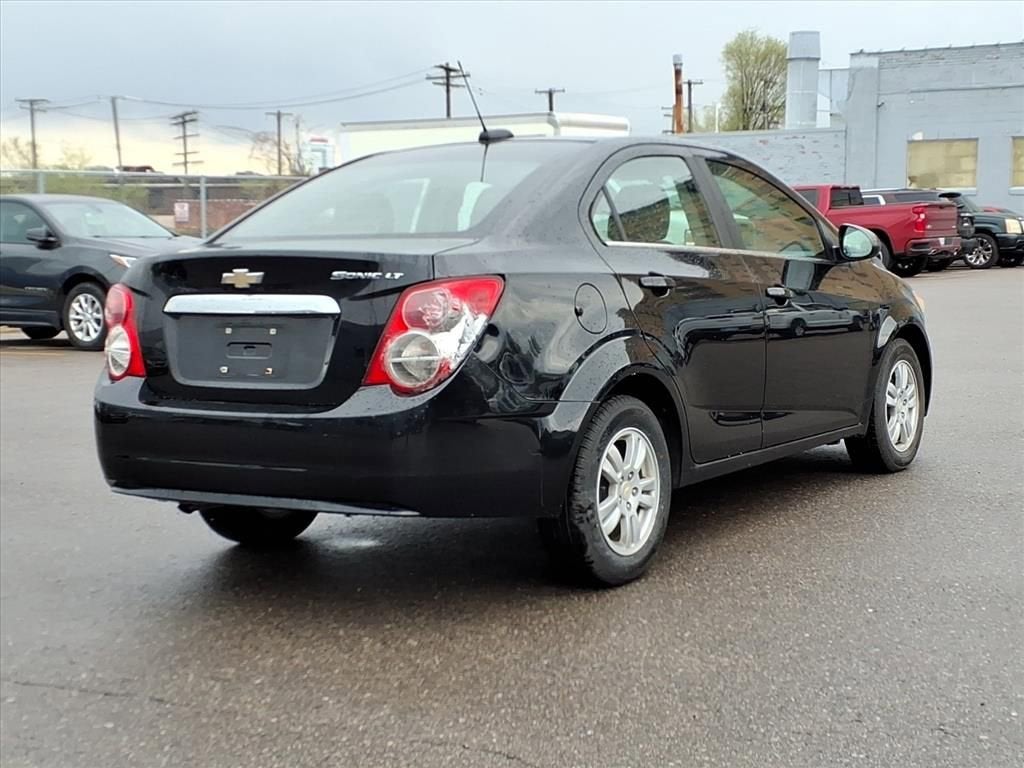2016 Chevrolet Sonic LT