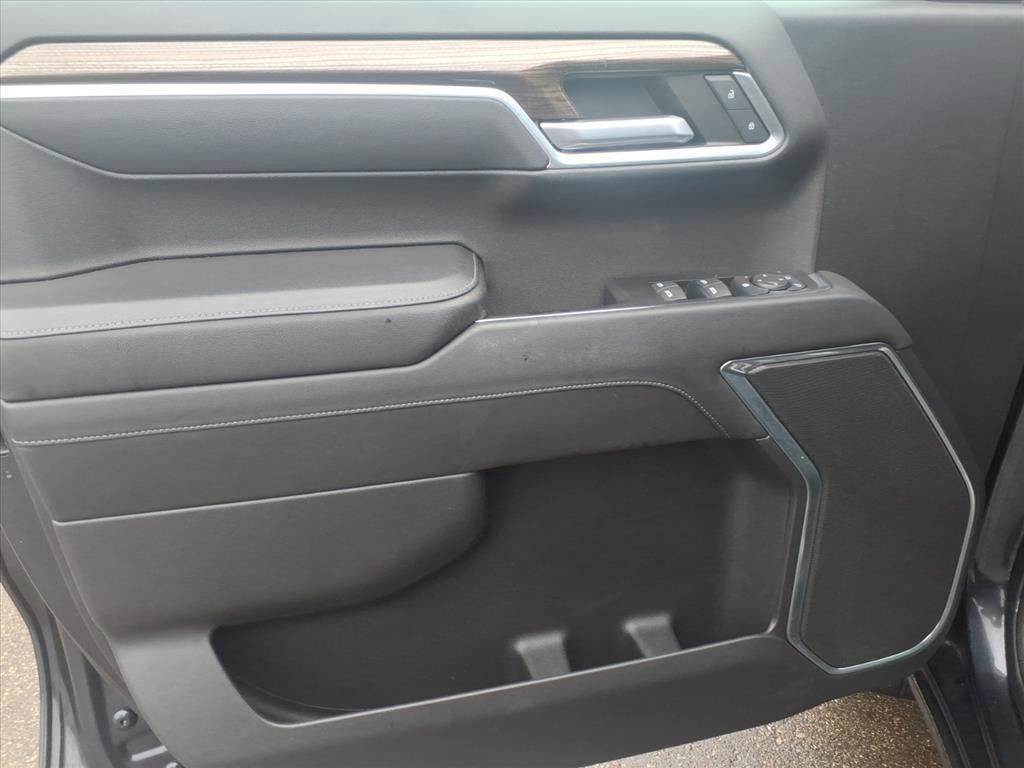 2022 Chevrolet Silverado 1500 LT (2FL)