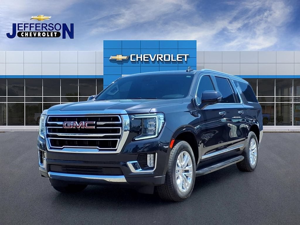 2023 GMC Yukon XL SLT