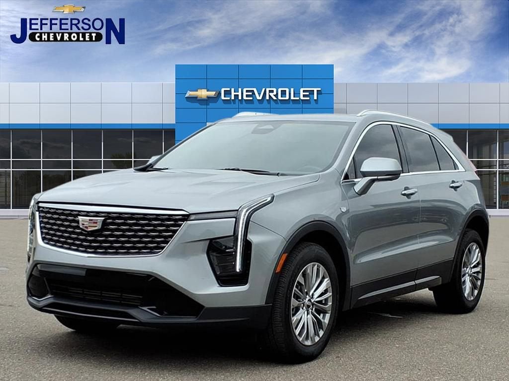 2024 Cadillac XT4 Premium Luxury