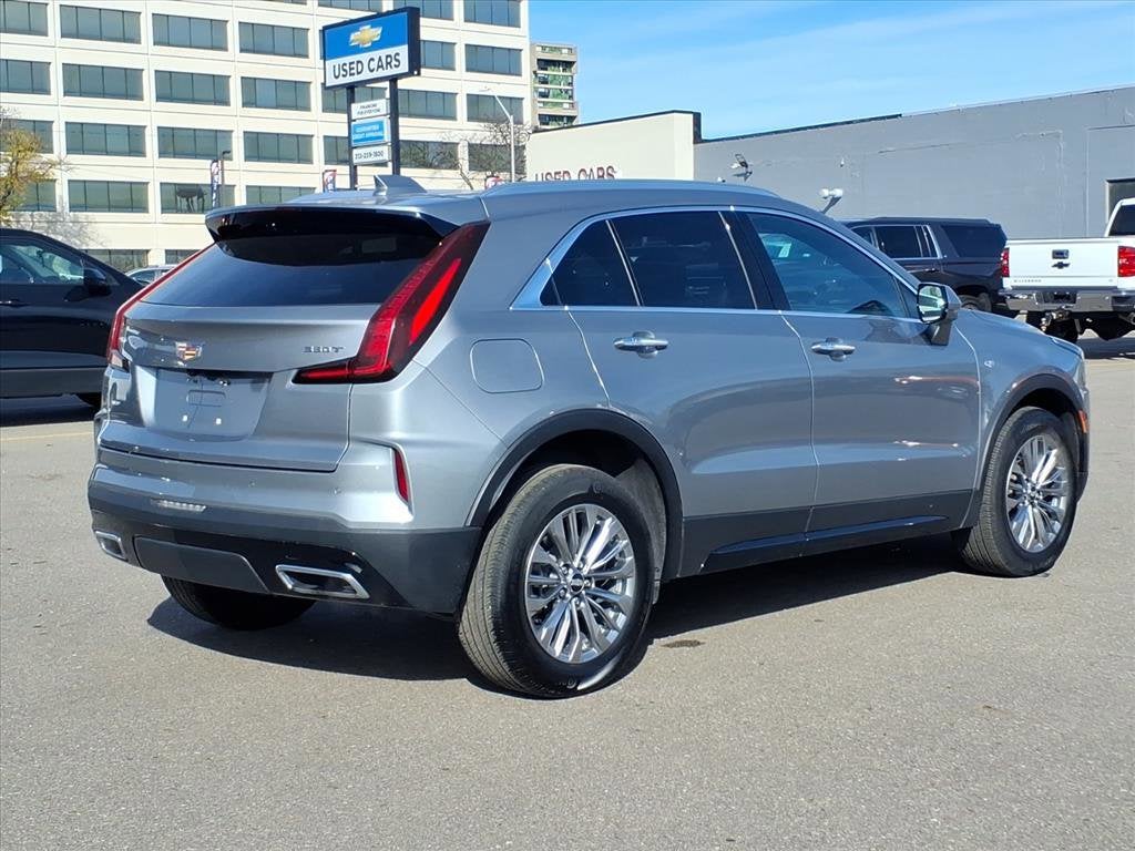 2025 Cadillac XT4 Premium Luxury