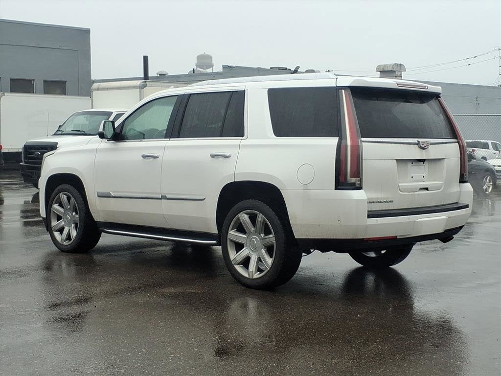 2019 Cadillac Escalade Luxury