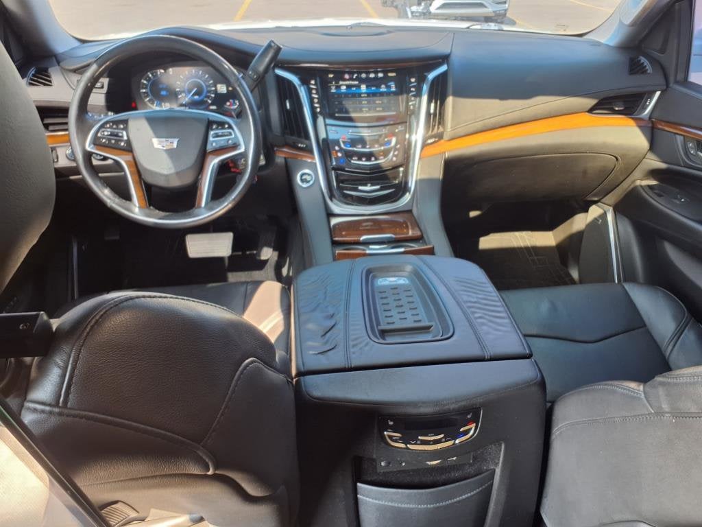 2017 Cadillac Escalade Luxury
