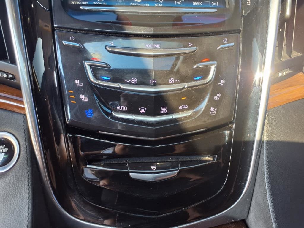 2017 Cadillac Escalade Luxury