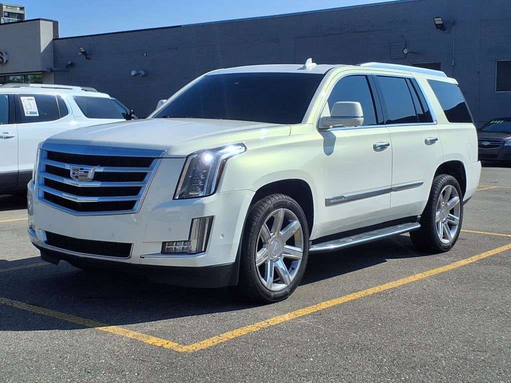 2017 Cadillac Escalade Luxury