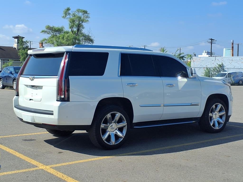 2017 Cadillac Escalade Luxury