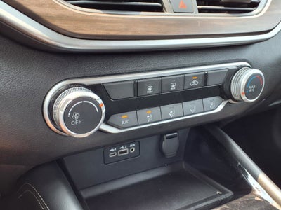 2023 Nissan Altima SV FWD