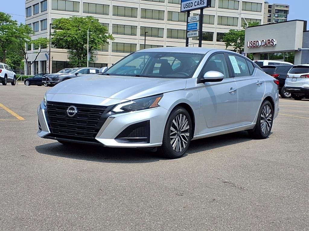 2023 Nissan Altima SV FWD