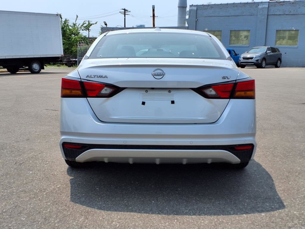 2023 Nissan Altima SV FWD