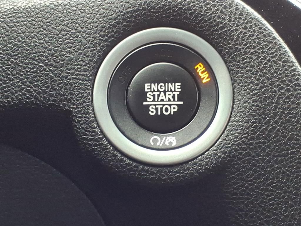 2022 Chrysler 300 S