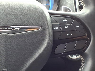 2022 Chrysler 300 S