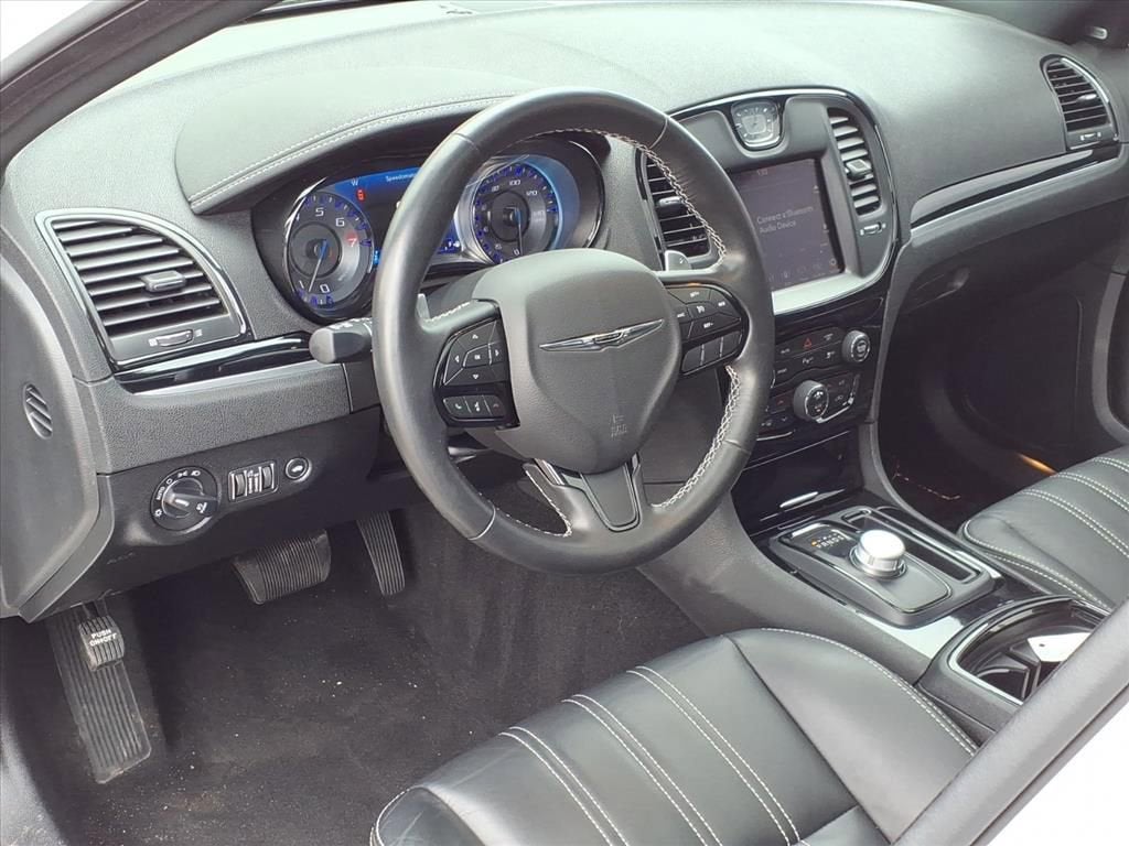 2022 Chrysler 300 S