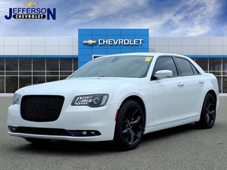 2022 Chrysler 300 S