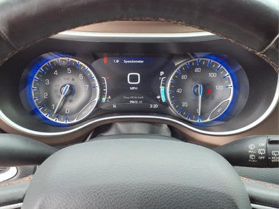 2017 Chrysler Pacifica Touring-L Plus