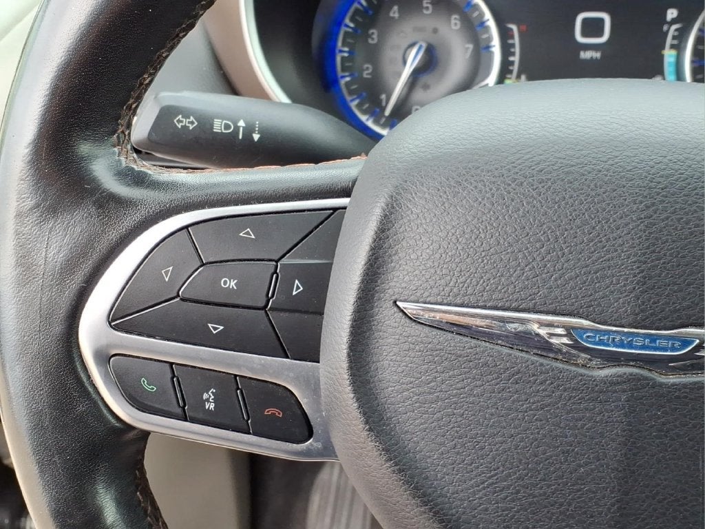 2017 Chrysler Pacifica Touring-L Plus
