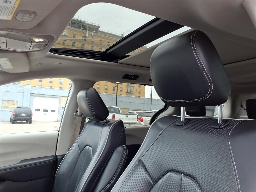 2024 Chrysler Pacifica Limited