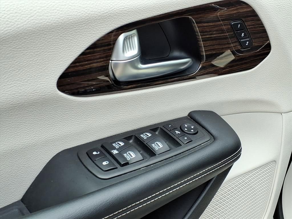 2024 Chrysler Pacifica Limited