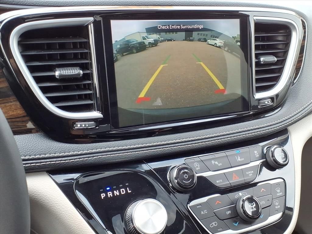 2024 Chrysler Pacifica Limited