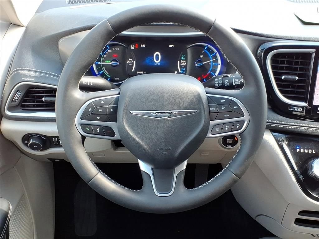 2024 Chrysler Pacifica Hybrid Select