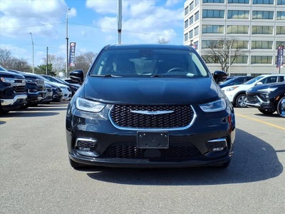 2024 Chrysler Pacifica Hybrid Select