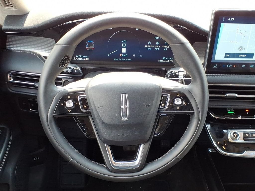 2023 Lincoln Corsair Standard