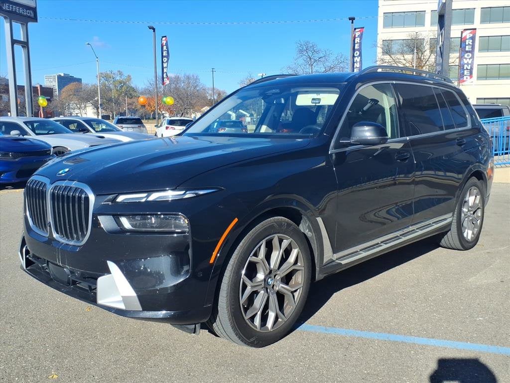 2025 BMW X7 xDrive40i