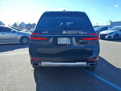 2025 BMW X7 xDrive40i