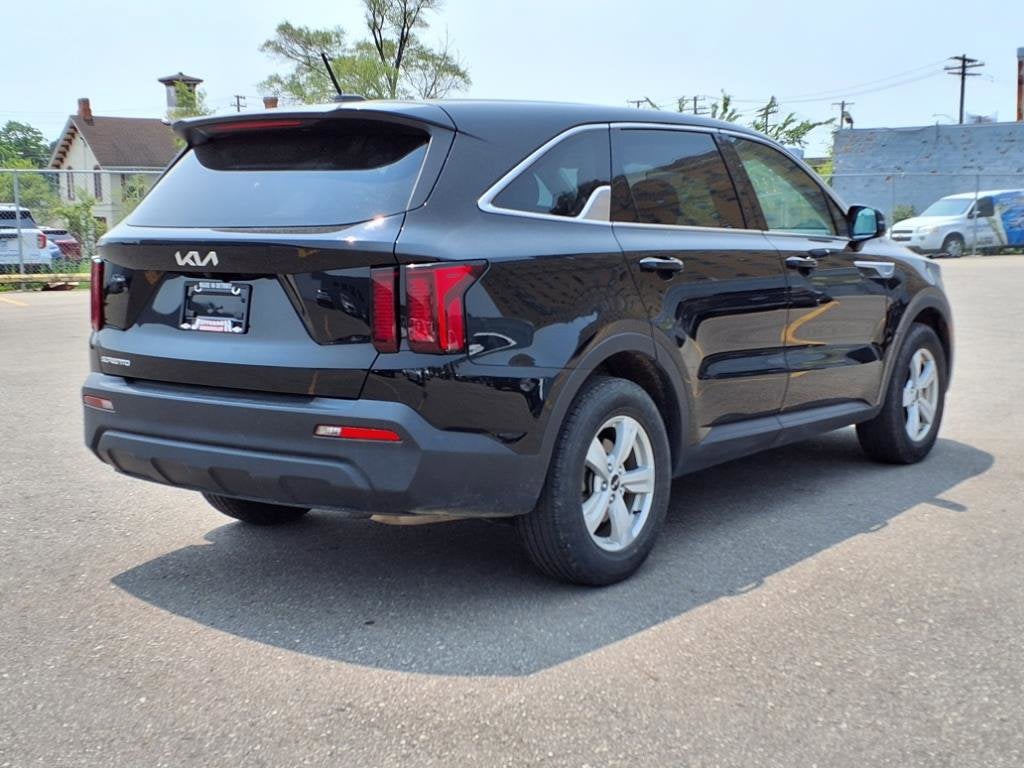 2023 Kia Sorento LX