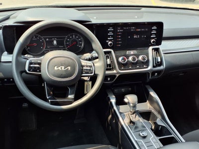2023 Kia Sorento LX