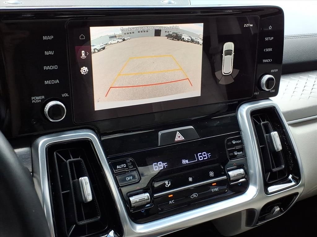 2022 Kia Sorento SX