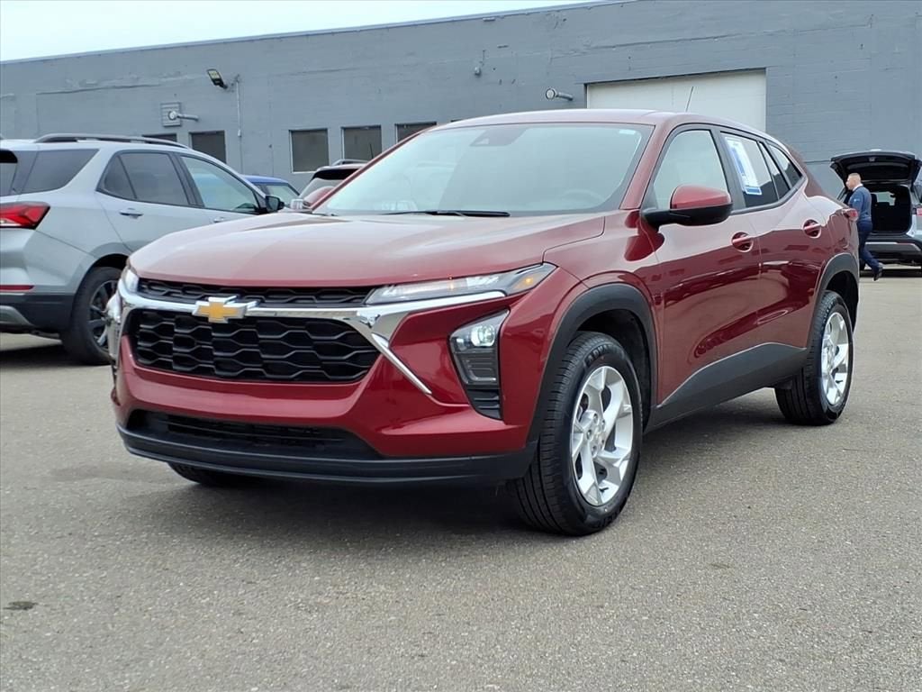 2024 Chevrolet Trax LS