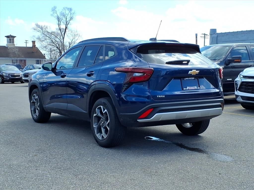 2024 Chevrolet Trax LT