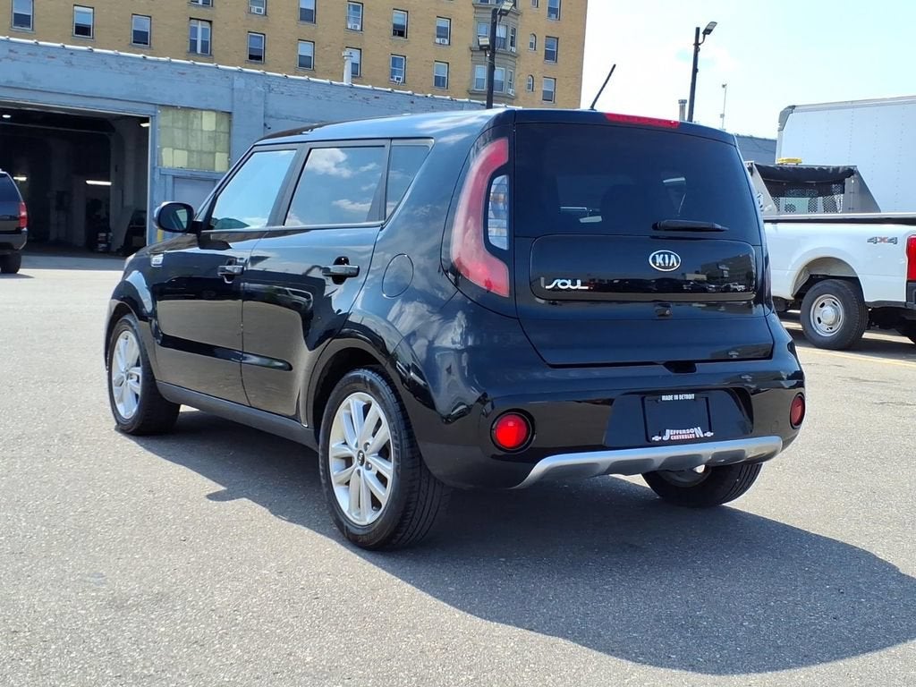 2018 Kia Soul +