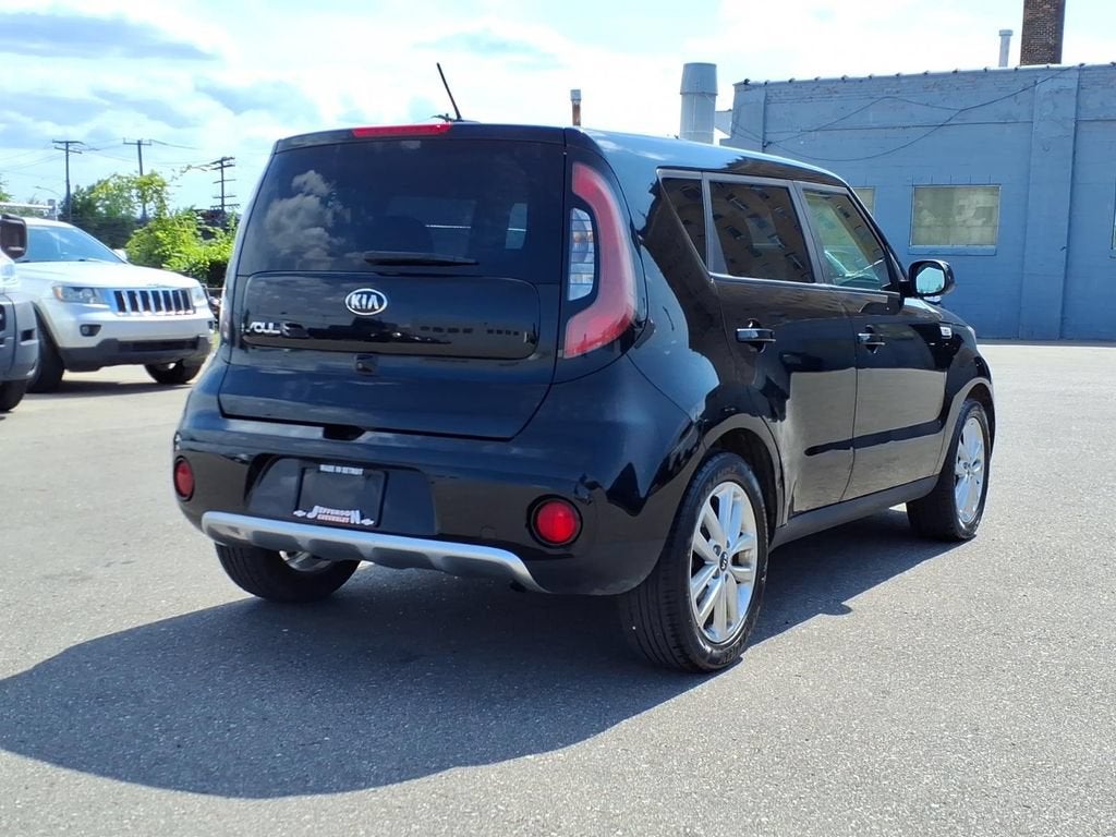 2018 Kia Soul +