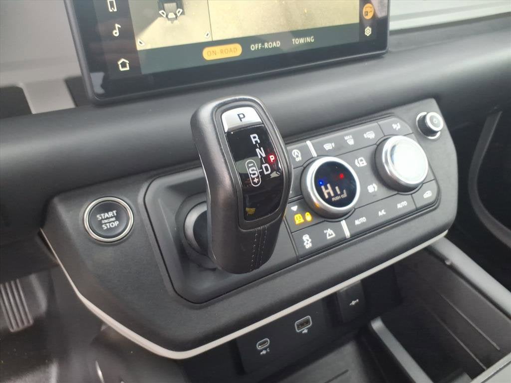 2024 Land Rover Defender S