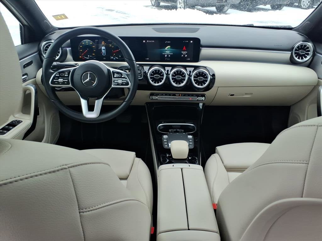 2022 Mercedes-Benz A 220 4MATIC®